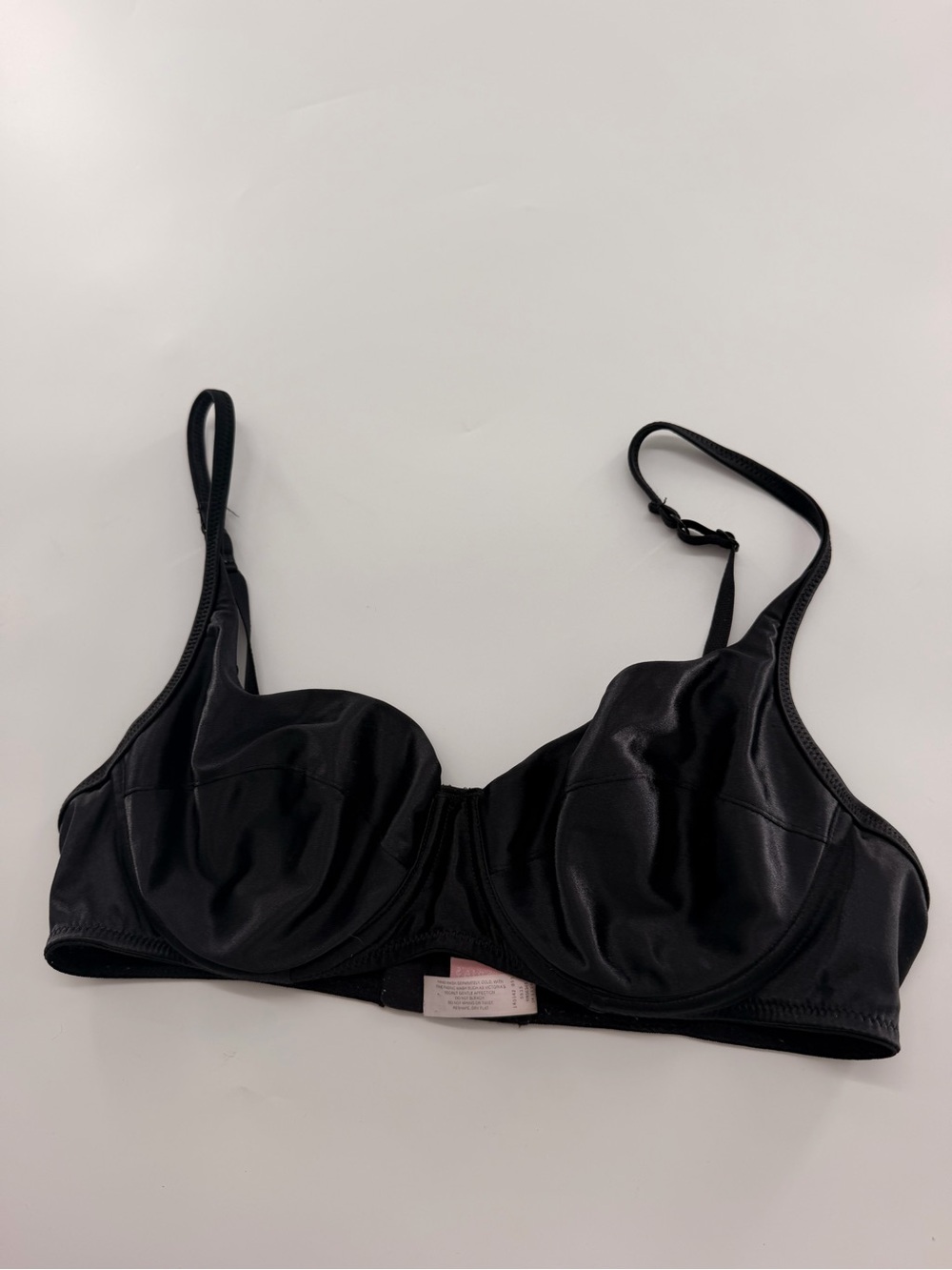 Y2K Victoria’s Secret Black Satin Unlined Bra Underwire Women’s 38B Vintage